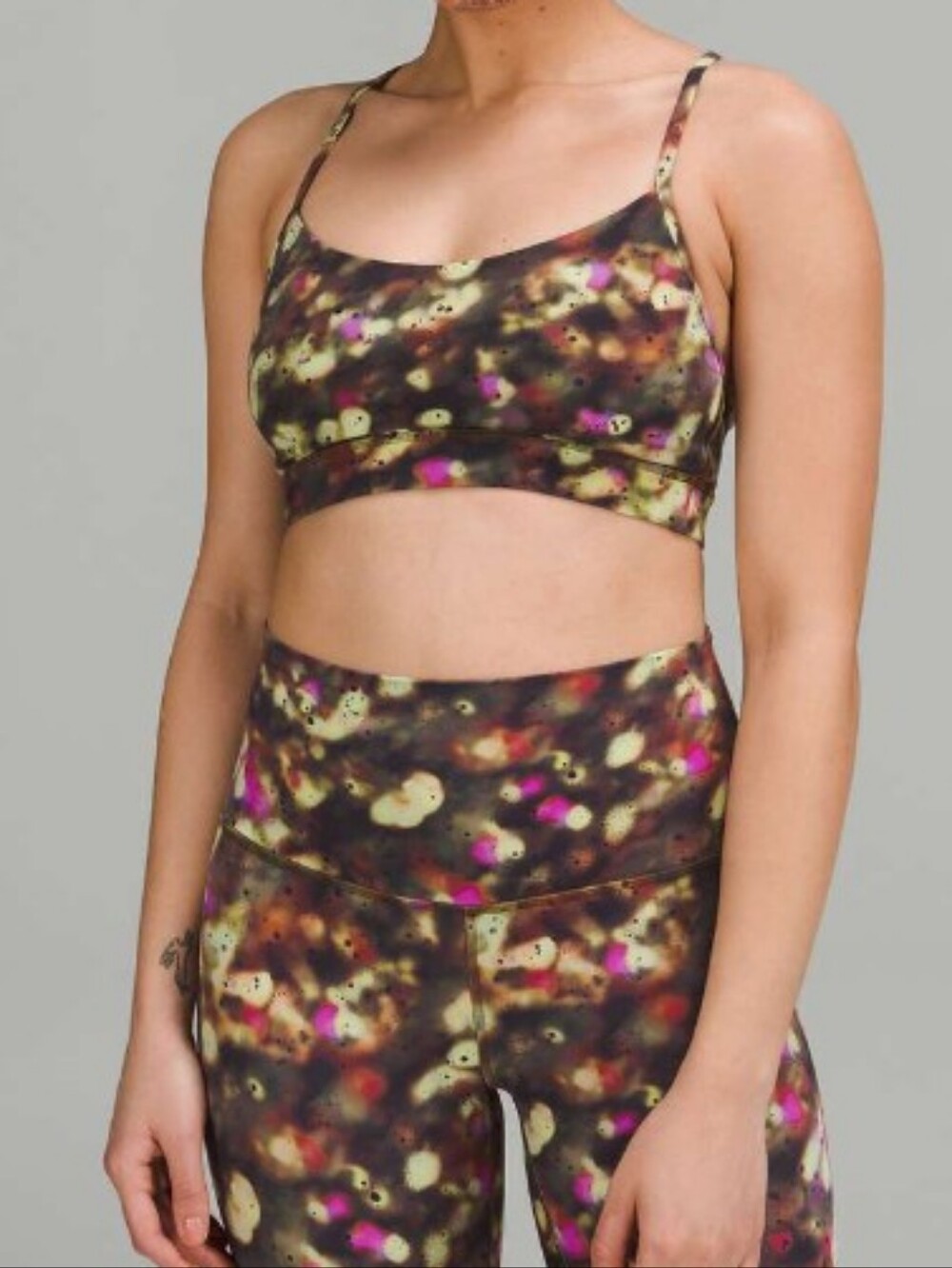 Lululemon Flow Y Bra Nulu A-C Cup EUC